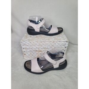 Dansko Minimalist Euro Summer Sandals Portugal White Resortwear Vacation Size 9